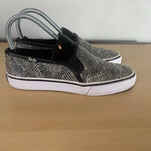 Keds  Slip-On Shoes sneakers snake print WF52876 Women's sz 6